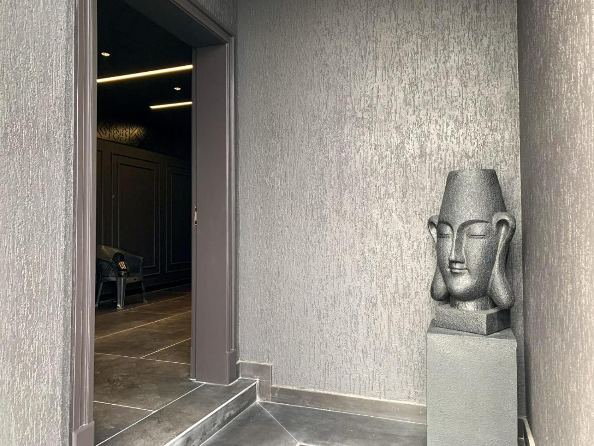 Madhav'S Lap Of Luxury Hotel Moradabad Exterior foto
